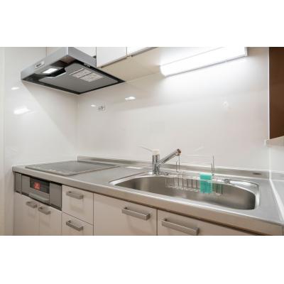 最寄り駅より徒歩4分/お洒落なお部屋/家具・家電完備/Wi-Fi完備/サンセゾンI 110の物件画像