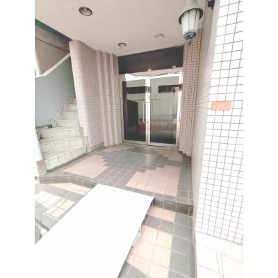 【J’sマンスリー井荻 203】厚さ20㎝高密度ポケットコイルマットレス使用！最寄り駅徒歩1分！西武新宿駅まで約24分！☆駅近で閑静な住宅☆【インターネット無料】の物件画像