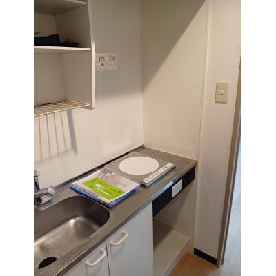 KIT【兼六園徒歩8分♪】Wi-Fi無料☆バストイレ別☆駐車場有の物件画像