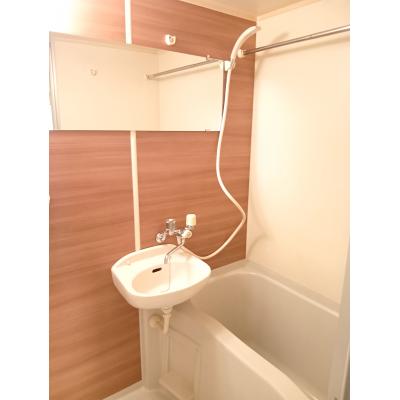 KIT【兼六園徒歩8分♪】Wi-Fi無料☆バストイレ別☆駐車場有の物件画像