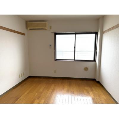 🔷🔹🔸🔶⭐駐車場付き⭐エアコン、ガスコンロ⭐1Kタイプ⭐音が気になる方も安心な鉄骨造⭐【禁煙&Wi-Fi無料】⭐🔶🔸🔹🔷「T21」の物件画像