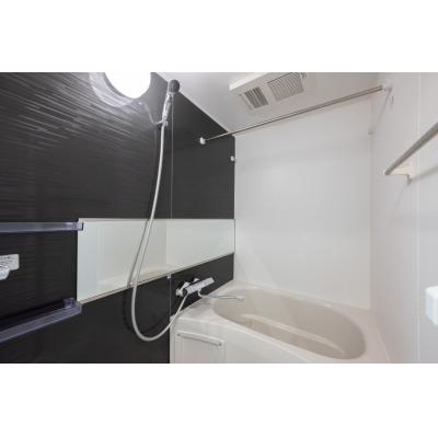 要町駅から徒歩6分/池袋までのアクセス抜群/光あふれるおしゃれ空間/家具家電完備/ルネサンスコート池袋WESTII 201の物件画像