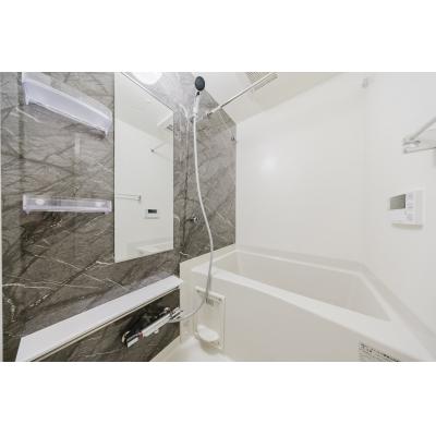 最寄り駅から徒歩5分/人気の新宿エリア/家具家電充実/Wi-Fi完備/CREAL新宿山吹町 103の物件画像