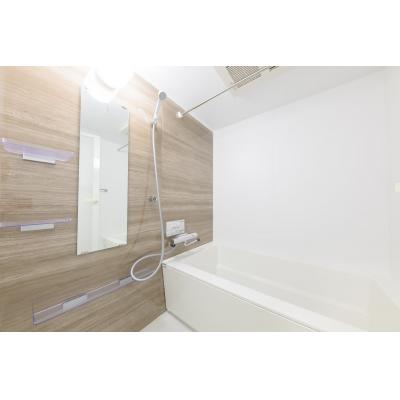 西11丁目から徒歩5分/白を基調にしたナチュラルで落ち着きのある空間/広々1LDK/家具・家電完備/ S-RESIDENCE 大通公園 admirio 601の物件画像