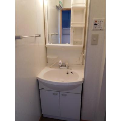 D-ROOMマンスリー【エスポワール】インターネット使い放題！宅配ボックス付き！の物件画像