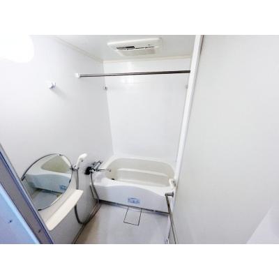 OneLife横浜中央【★オートロック・バストイレ別・独立洗面台・浴室乾燥機付き】の物件画像