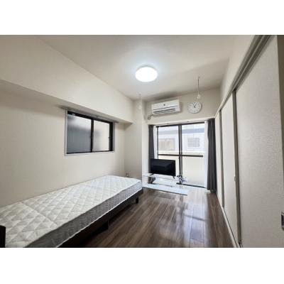 ★Oneupマンスリー日暮里・鶯谷【南向き・２DK・各室個別タイプの間取り・ドラム式洗濯機設置・お子様可能・外国籍可能】の物件画像