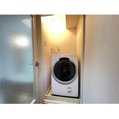 ★Oneupマンスリー日暮里・鶯谷【南向き・２DK・各室個別タイプの間取り・ドラム式洗濯機設置・お子様可能・外国籍可能】の物件画像