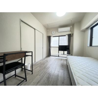 ★Oeupマンスリー日暮里・鶯谷【各室個別タイプの間取りです！２DK・ドラム式洗濯機設置・お子様可能・外国籍可能】の物件画像