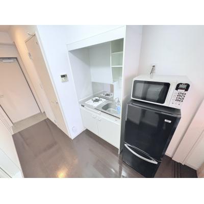 Sマンスリー松山市駅東（7-3）【ネット無料・築浅・オートロック・近隣コインパーキング多数】の物件画像