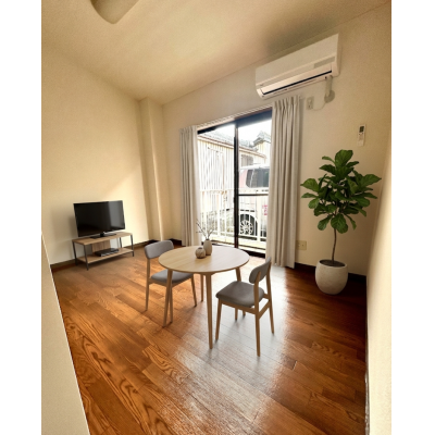 ✨ Wi-Fi無料 📶 六軒駅より徒歩３分 🚙 駐車場アリ🚙ロフトタイプ広々２Ｋ  🔶マンスリーベースＪＰ🔶　【G027】の物件画像