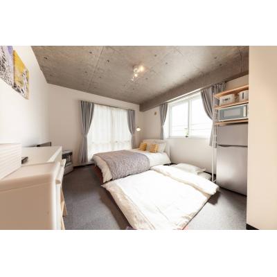 円山公園より徒歩4分/コンビニまで徒歩6分/コンクリート調のお部屋/パークレジデンス 503の物件画像