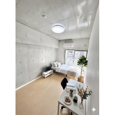 ✨ Wi-Fi無料 📶 名鉄岐阜駅徒歩4分 🚋 スマートTV導入でNetflix見放題✨充実の水回り設備 ✨オートロック有  🔶マンスリーベースＪＰ🔶　【G014】の物件画像