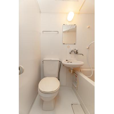 駅徒歩圏内！家具家電付！駐車場付！TM221　102号室の物件画像