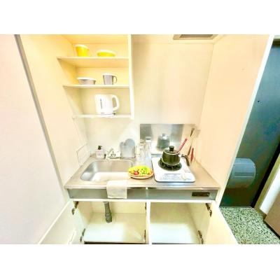【名古屋市昭和区/八事駅徒歩4分/無料Wi-Fi/角部屋/バストイレ別/洋室8帖/自転車駐輪可能】ヴァンベール八事 ファミマンの物件画像