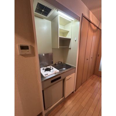 今だけ割【法人契約可、即時入居可】EC新大阪1【１ＤＫタイプ】【ペット飼育相談可・ＮＥＴ無料・３２型ＴＶ・オートロック】の物件画像