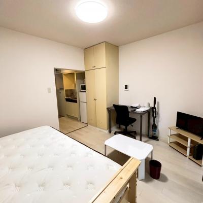 【J’sマンスリー北綾瀬 101】10月28日～入居可🌟厚さ25㎝超高密度ポケットコイルマットレス使用！千代田線始発！北綾瀬駅徒歩1分、大型商業施設も近く整った住環境☆【インターネット無料】の物件画像