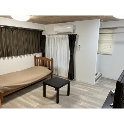 マンスリーマンション本町Ⅰ【シモンズマットレス採用でホテルのような寝心地、インターネット無料・追加料金なし、オートロック付きで安心、宅配ボックスが便利】の物件画像
