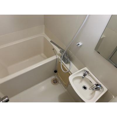 マンスリーマンション本町Ⅰ【シモンズマットレス採用でホテルのような寝心地、インターネット無料・追加料金なし、オートロック付きで安心、宅配ボックスが便利】の物件画像