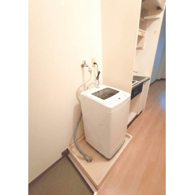 【J’sマンスリー平井 205】即入居可🌟厚さ20㎝高密度ポケットコイルマットレス使用！最寄り駅徒歩2分、都内移動に便利な駅近物件☆【インターネット無料】の物件画像