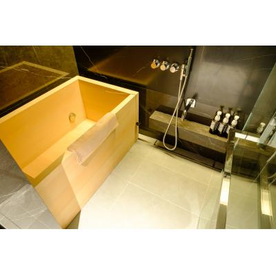 【六本木駅 徒歩2分✨】Roppongi House by U 📌デザイナーズ物件／無料WiFi／5~9月空き有の物件画像