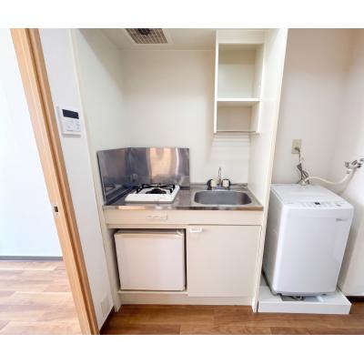 コスパだけじゃない“快適さ重視”マンスリータウン【熊谷駅より徒歩6分】【無料Wi-Fiあり📶】熊谷宮前町A206の物件画像