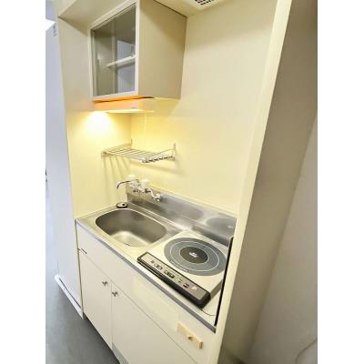 ユニオンマンスリー三鷹７　206　1R・セミダブル☆【禁煙ルーム】人気の角部屋！女性も安心の室内洗濯機＆ローテーブル＆ソファ付きの快適なお部屋/コンビニ至近/週末は井の頭恩賜公園でのんびりの物件画像