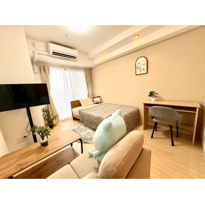 【新規オープン🌸特典あり⭐⭐】デスクもソファも標準装備♪ごゆっくりお過ごしできるお部屋🌟の物件画像