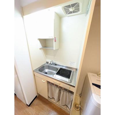 ユニオンマンスリー恋ヶ窪３　101　1K・シングル☆【禁煙ルーム】人気のバストイレ別のお部屋♪デスク＆チェアや室内洗濯機などの家具家電つき。物件近くにはスーパーもありお買い物にも便利の物件画像