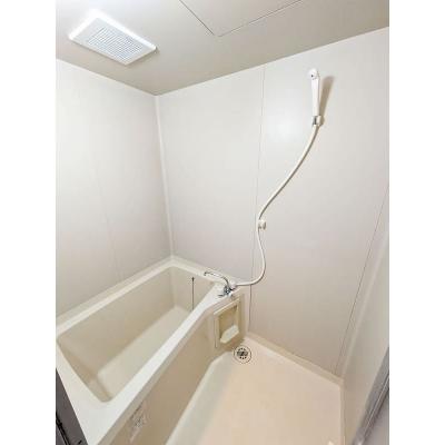ユニオンマンスリー恋ヶ窪３　101　1K・シングル☆【禁煙ルーム】人気のバストイレ別のお部屋♪デスク＆チェアや室内洗濯機などの家具家電つき。物件近くにはスーパーもありお買い物にも便利の物件画像