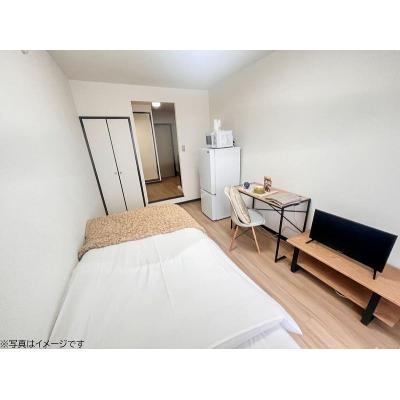 ユニオンマンスリー西国分寺６　202　1R・シングル☆【禁煙ルーム】安心のオートロック完備！デスク・チェア＆たっぷり収納2ドア冷蔵庫など生活家電のあるお部屋の物件画像