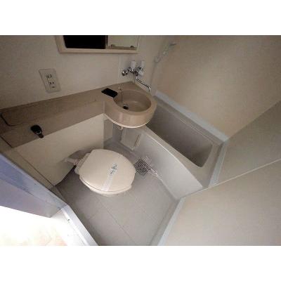 ユニオンマンスリー新小平１　209　1R・シングル☆◆インターネット固定回線（有線・Wi-Fi）無料の部屋◆【禁煙ルーム】ローテーブル＆ソファ付きの快適なお部屋の物件画像