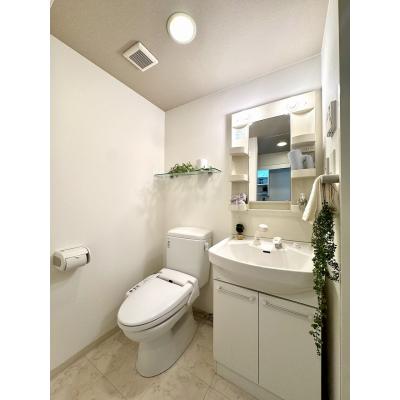 【ラグジュアリーライン】EC大手前レシェンテ 24.30㎡ 【こだわりインテリア・機能面重視の家具家電／天満橋駅　徒歩5分】の物件画像