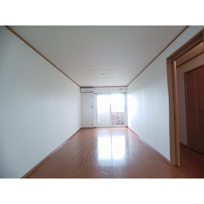 エストシャトーＡ 104【管理NO：1-012156901-01040】 ★家具家電は申し込み後に搬入しますの物件画像