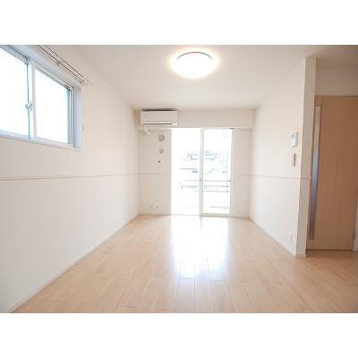 ｂｌｏｓｓｏｍ　Ｂ 105【管理NO：1-024791902-01050】 ★家具家電は申し込み後に搬入しますの物件画像