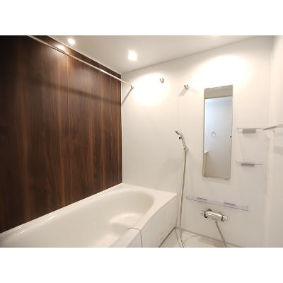 ｂｌｏｓｓｏｍ　Ｂ 105【管理NO：1-024791902-01050】 ★家具家電は申し込み後に搬入しますの物件画像