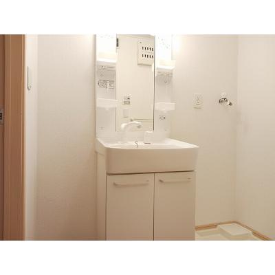 カトルセゾンＣ 203【管理NO：1-015093003-02030】 ★家具家電は申し込み後に搬入しますの物件画像