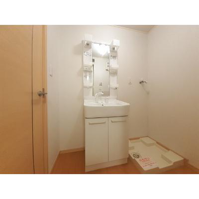 カトルセゾンＣ 103【管理NO：1-015093003-01030】 ★家具家電は申し込み後に搬入しますの物件画像