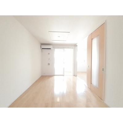 シャノワール 204【管理NO：1-021903101-02040】 ★家具家電は申し込み後に搬入しますの物件画像