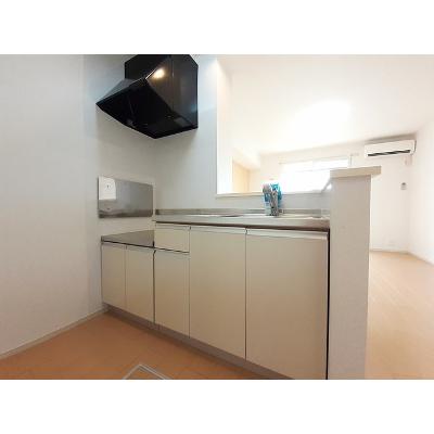 シャルマン・エミュー 102【管理NO：1-018571801-01020】 ★家具家電は申し込み後に搬入します 2026年08月中旬入居可能の物件画像