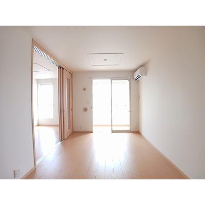 サンフラワー・ガーデン 203【管理NO：1-016770301-02030】 ★家具家電は申し込み後に搬入しますの物件画像