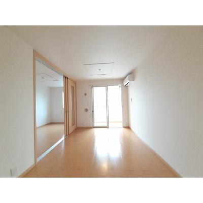 サンフラワー・ガーデン 202【管理NO：1-016770301-02020】 ★家具家電は申し込み後に搬入しますの物件画像