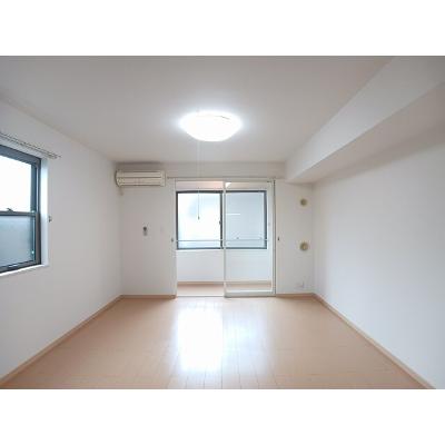 カーサ・エスコンディド 101【管理NO：1-016619601-01010】 ★家具家電は申し込み後に搬入します★ ★2026年10月中旬入居可能★の物件画像