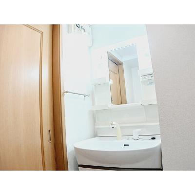 グラシオッソ 102【管理NO：1-014817601-01020】 ★家具家電は申し込み後に搬入します 2026年08月下旬入居可能の物件画像