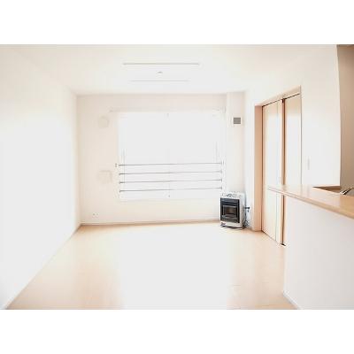 サニー・フェザー 202【管理NO：1-017450101-02020】 ★家具家電は申し込み後に搬入します★の物件画像
