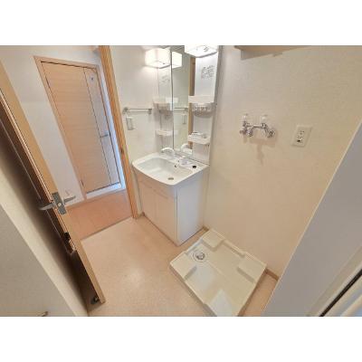 サンリット・エルム 203【管理NO：1-016803401-02030】 ★家具家電は申し込み後に搬入します★の物件画像