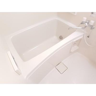 グラン　カナリヤ 103【管理NO：1-014306701-01030】 ★家具家電は申し込み後に搬入しますの物件画像