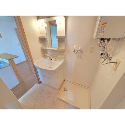 アクティブ豆の木 203【管理NO：1-014124901-02030】 ★家具家電は申し込み後に搬入しますの物件画像