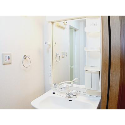 アヴェニール 201【管理NO：1-011078901-02010】 ★家具家電は申し込み後に搬入しますの物件画像