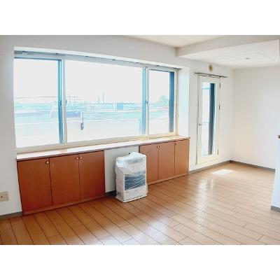 レーヴェ 306【管理NO：1-009758101-03060】 ★家具家電は申し込み後に搬入します★の物件画像
